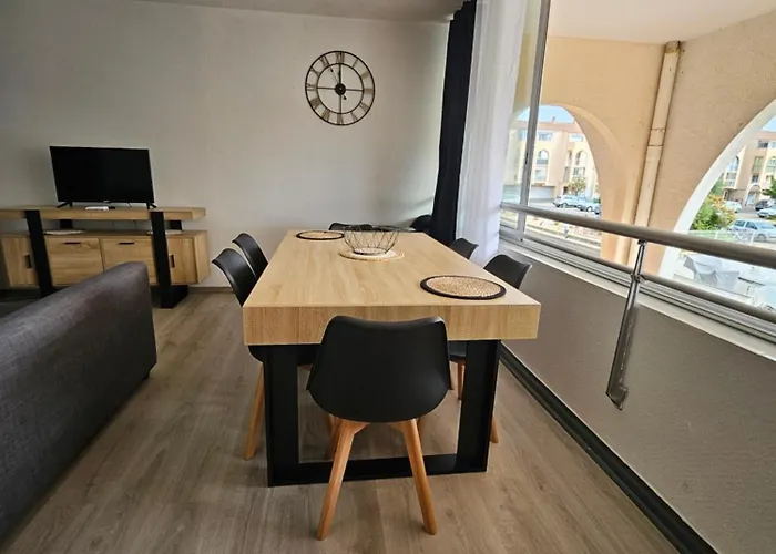 Studio Cabine - Sete - 6Personnes - Renove - Moderne - En Bord De Plage Avec Clim